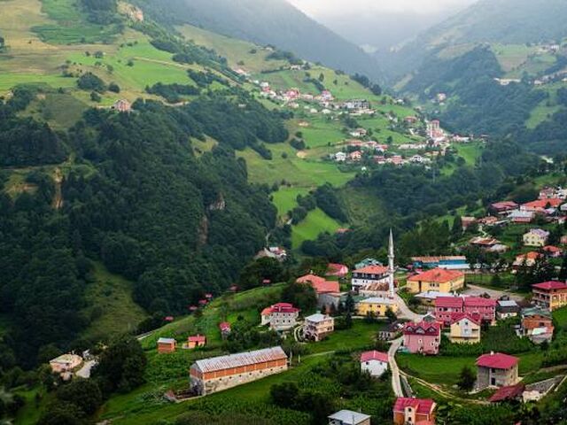 Karadeniz Yaylaları ve Batum Turu | 4 Gece Konaklamalı Uçaklı İstanbul Çıkışlı