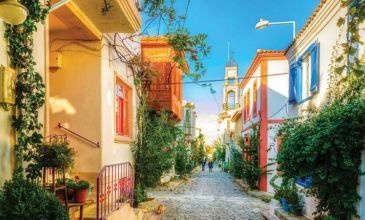 Assos Bozcaada Gökçeada Turu | 2 Gece Otel Konaklaması