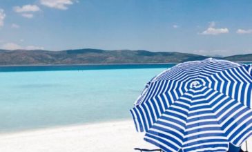 Salda Gölü Pamukkale Çeşme Alaçatı Turu | 1 Gece Otel Konaklamalı