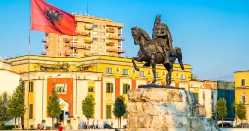 16 Temmuz Çıkışlı PGS ile Balkan Uclusu 3 Gece 4 Gun Vizesiz PRN-PRN (ViyaTravel)