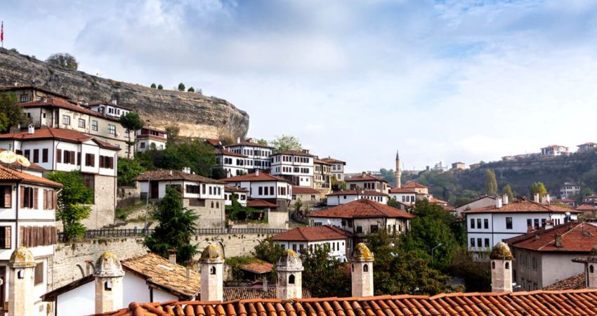 29 Ekim Özel | Safranbolu Amasra Abant Turu | 1 Gece Otel Konaklamalı