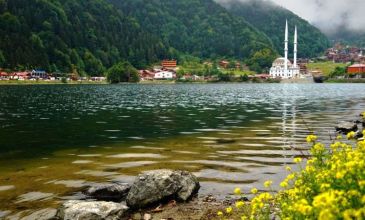 Özel | İzmir Çıkışlı Uçaklı Karadeniz Yaylalar ve Batum Turu | 4 Gece Otel Konaklamalı | Samsun Başlar